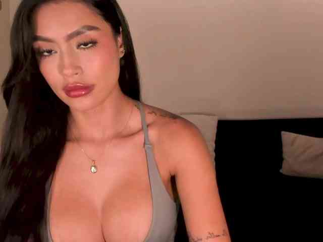 JadeEvans webcam