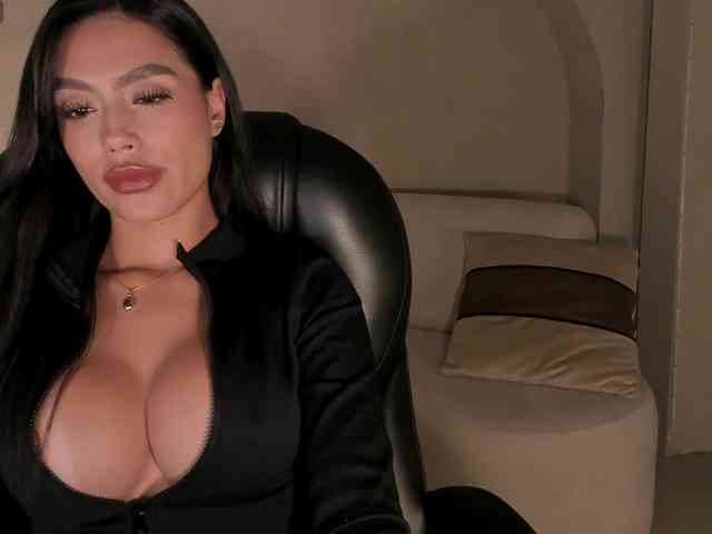 JadeEvans webcam