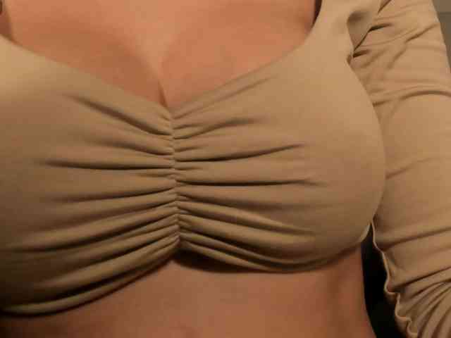 JadeEvans webcam