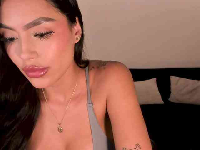 JadeEvans webcam