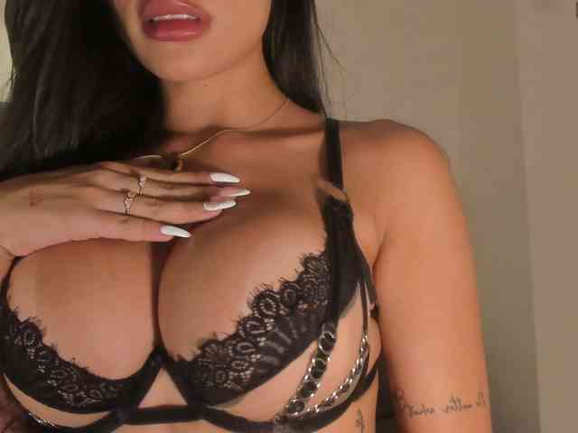 JadeEvans webcam