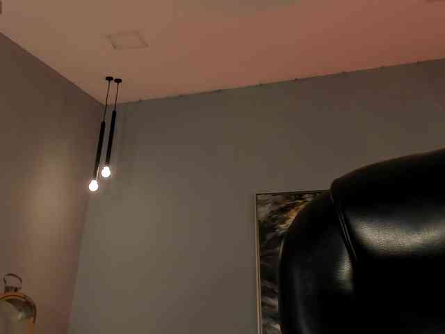 JadeEvans webcam