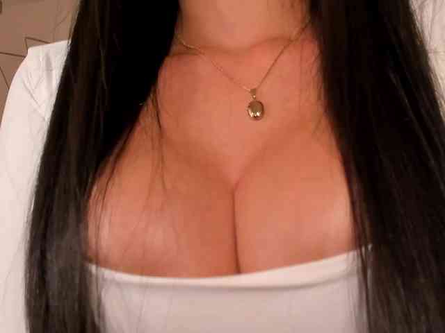 JadeEvans webcam