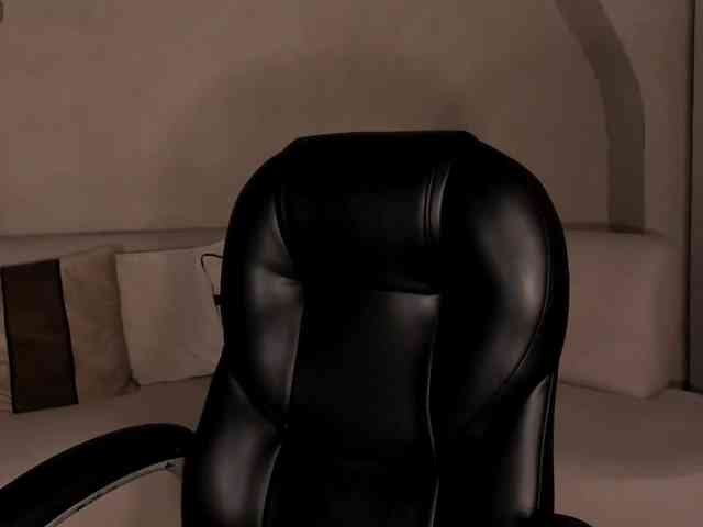 JadeEvans webcam