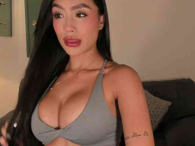 JadeEvans webcam