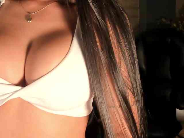 JadeEvans webcam