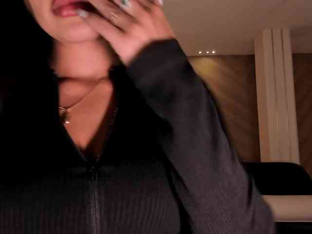 JadeEvans webcam