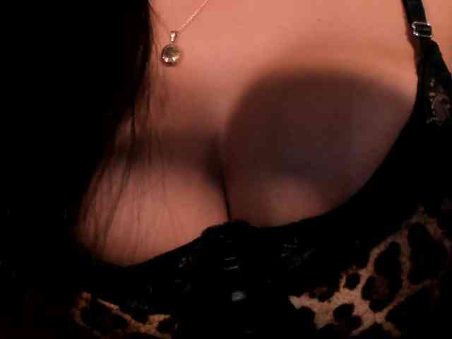 JadeEvans webcam