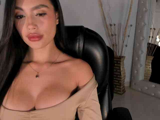 JadeEvans webcam