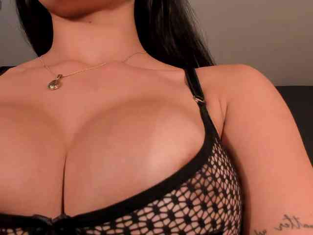 JadeEvans webcam