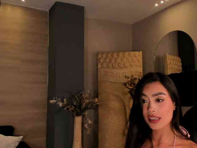 JadeEvans webcam