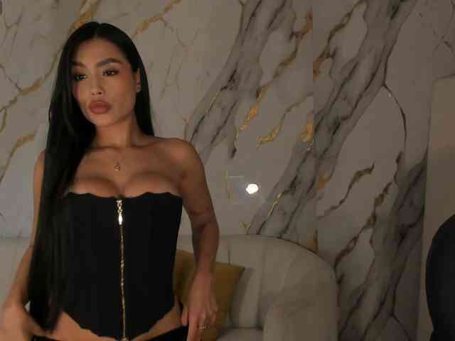 JadeEvans webcam
