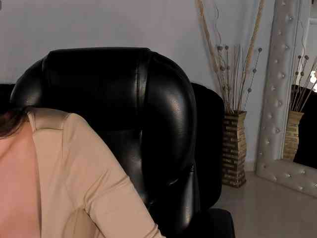 JadeEvans webcam