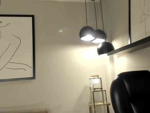 JadeEvans webcam