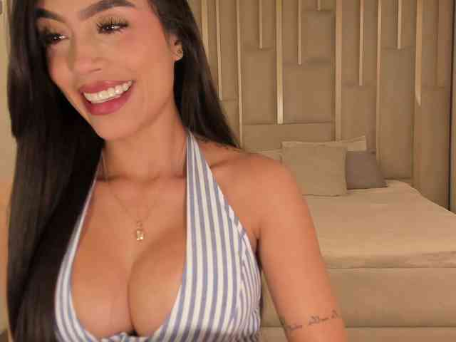 JadeEvans webcam