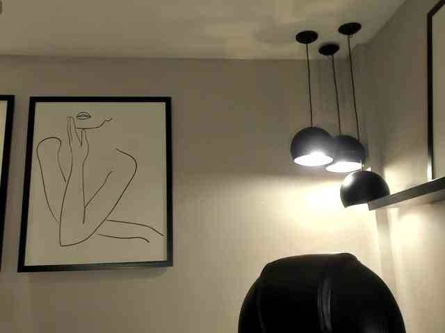 JadeEvans webcam