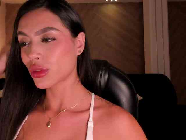 JadeEvans webcam