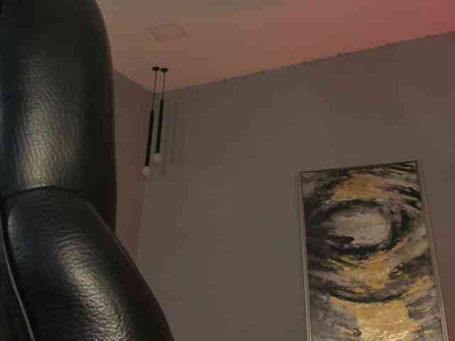 JadeEvans webcam