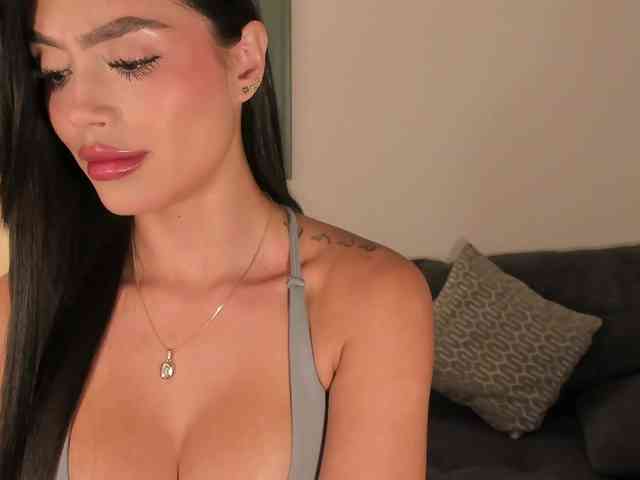 JadeEvans webcam
