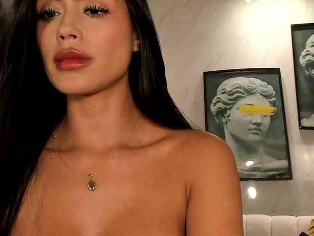 JadeEvans webcam
