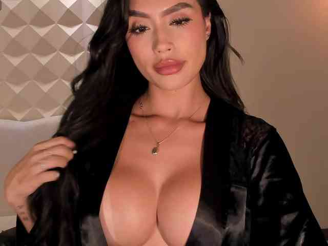 JadeEvans webcam