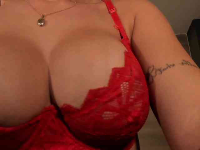 JadeEvans webcam