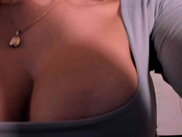 JadeEvans webcam