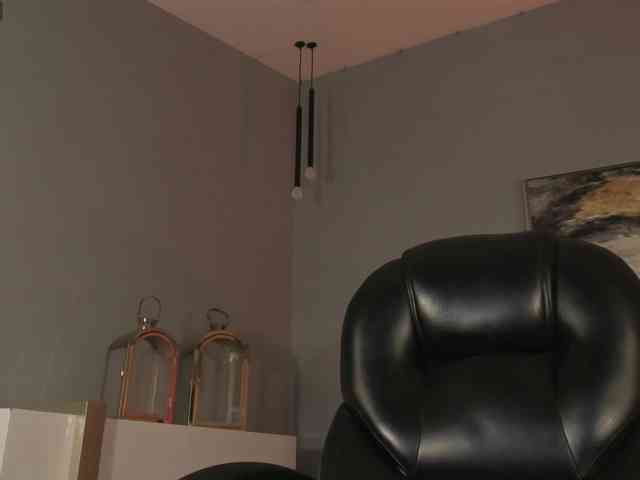 JadeEvans webcam