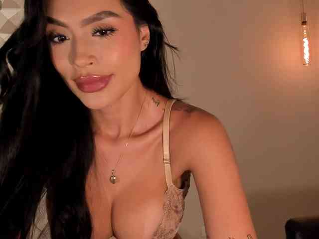 JadeEvans webcam