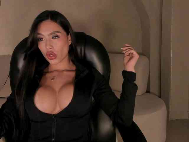 JadeEvans webcam