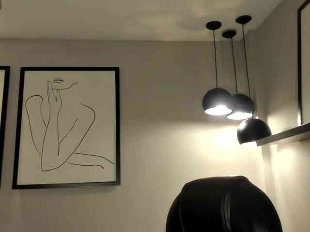 JadeEvans webcam