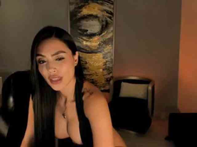 JadeEvans webcam