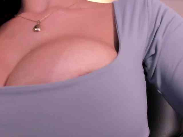 JadeEvans webcam