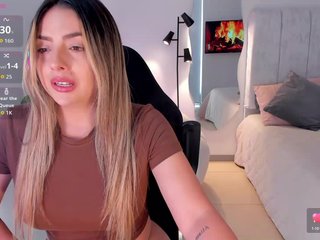 AmyWoods Porn Show
