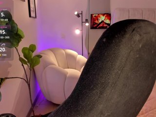 AmyWoods Porn Show
