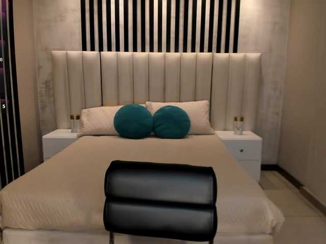AmyWoods live cam on BongaCams