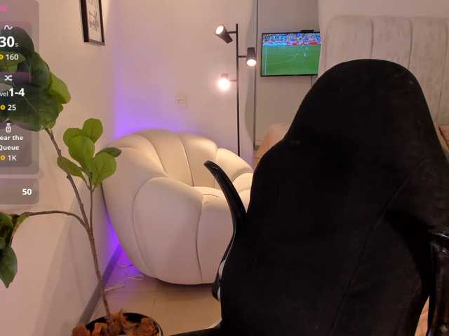 AmyWoods live cam on BongaCams