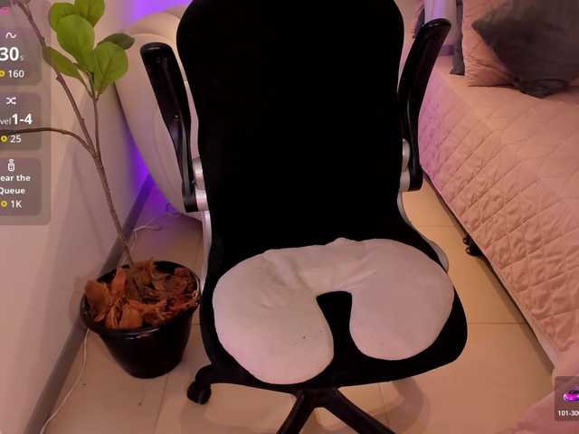 AmyWoods live cam on BongaCams