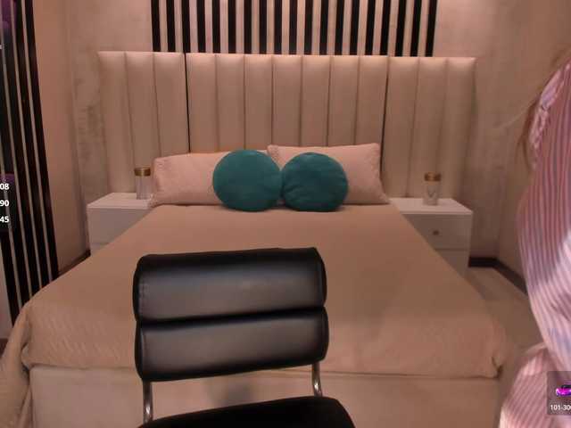 AmyWoods live cam on BongaCams