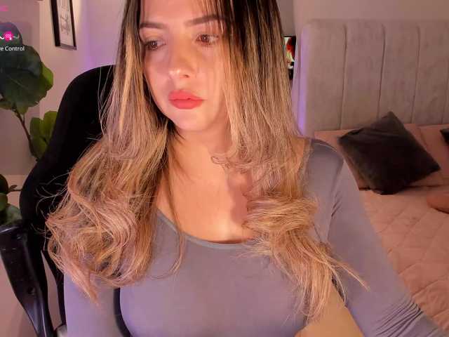 AmyWoods live cam on BongaCams