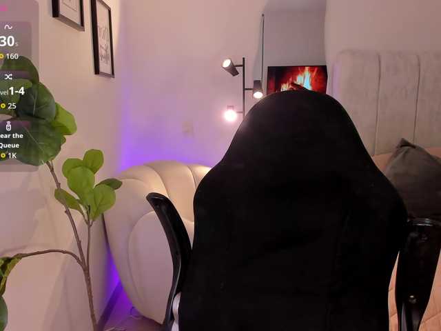 AmyWoods live cam on BongaCams