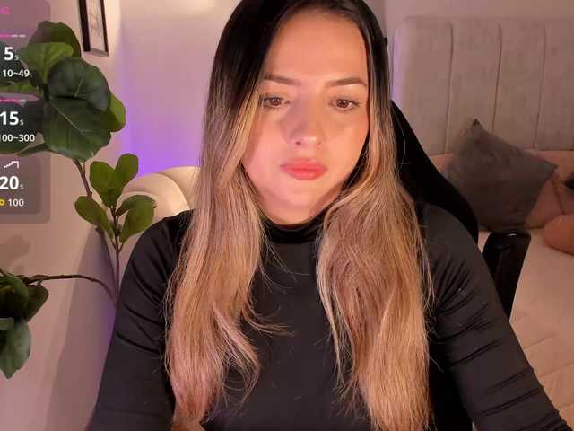 AmyWoods live cam on BongaCams