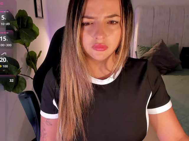 AmyWoods live cam on BongaCams