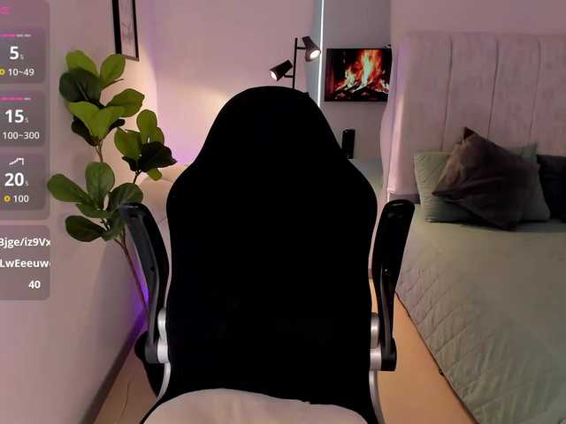 AmyWoods live cam on BongaCams