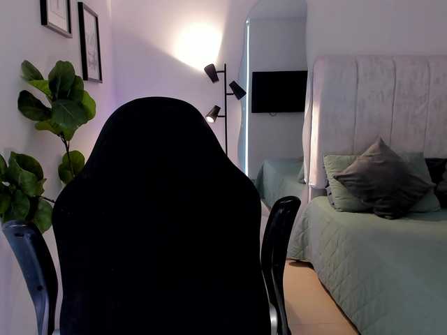 AmyWoods live cam on BongaCams