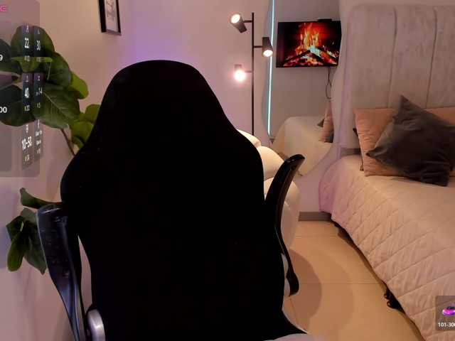 AmyWoods live cam on BongaCams