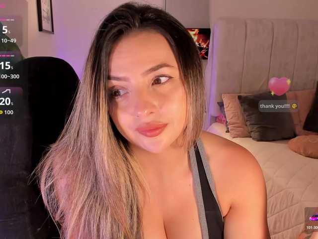 AmyWoods live cam on BongaCams