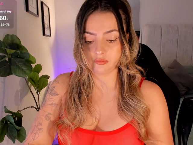 AmyWoods live cam on BongaCams