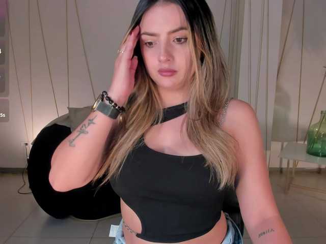 AmyWoods live cam on BongaCams