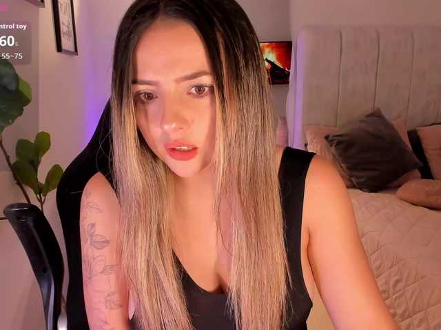 AmyWoods live cam on BongaCams